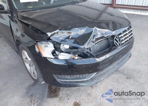 2013 Volkswagen Passat 2.0L Tdi Se z USA, uszkodzony, nr VIN 1VWBN7A30DC127988